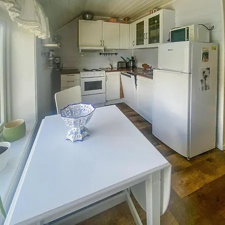 Gorgeous Home In Hovland With Wifi * Espe